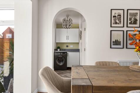 Kitchen Dining Room Into Utility Room
