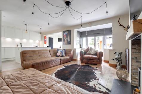 3- Rob Hammond EweMove Pontefract