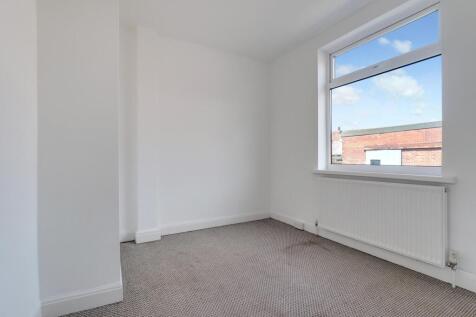 11- Rob Hammond EweMove Pontefract