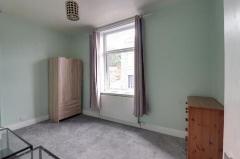 Double bedroom 1