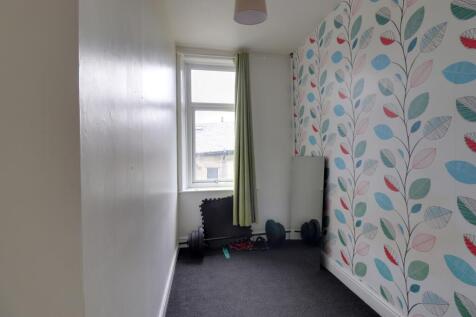 Bedroom 2 single