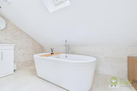 Ensuite To Principal Bedroom
