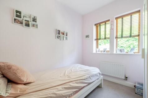 S - Bedroom