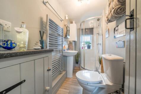 Ground Floor Bathroom