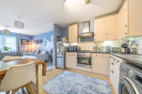 Open Plan Living Dining Kitchen