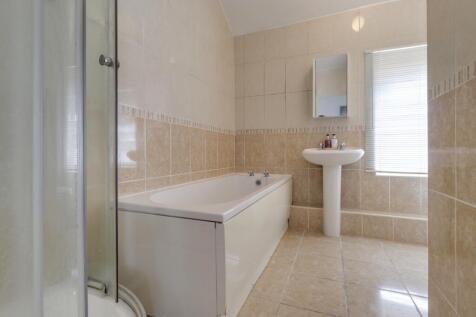 18- Rob Hammond EweMove Pontefract