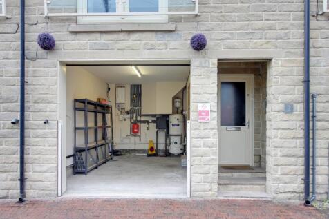 Single Garage