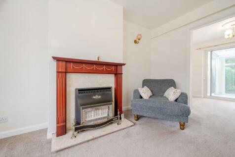 Feature Fireplace 