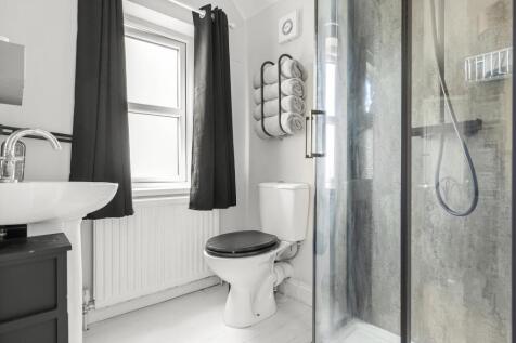 Ensuite Shower Room