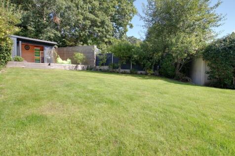 More of the lawned back garden