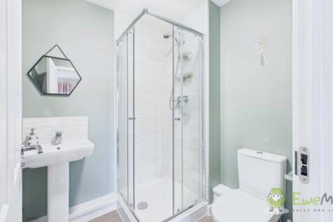 CAM02351G0-PR0079-STILL011