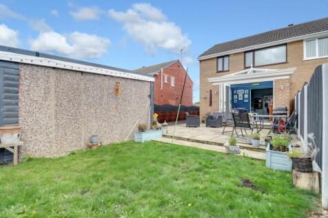16- Rob Hammond EweMove Pontefract