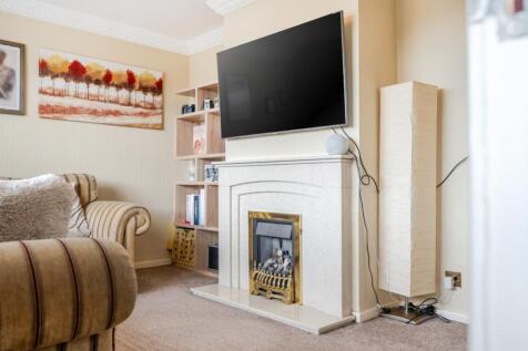 Feature Fireplace 