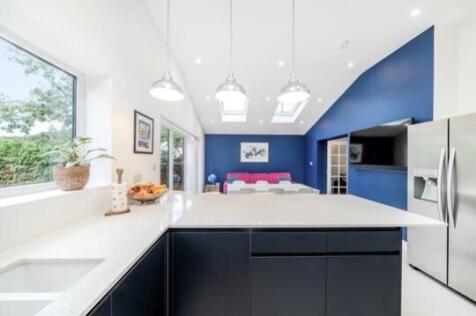 Breakfast bar