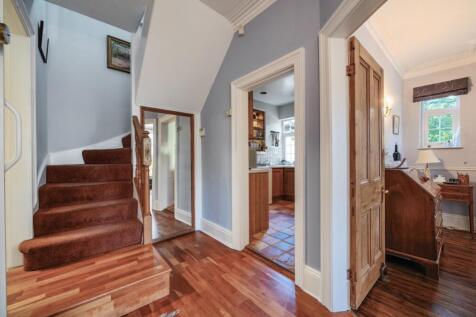 EweMove Harrogate Entrance Hall