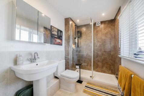 Ensuite Shower Room 