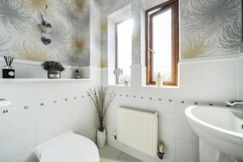 Ground floor WC