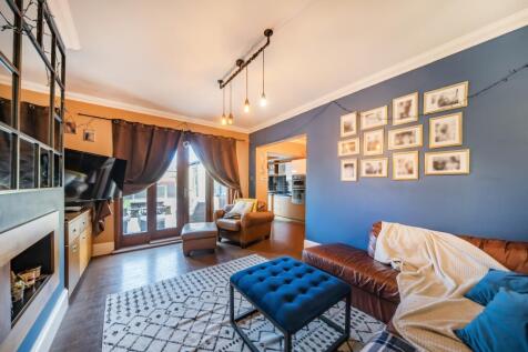 Sitting room with french doors