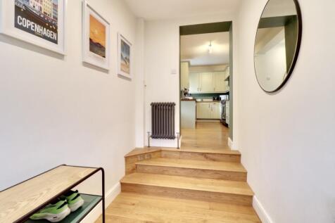 Side entrance hall