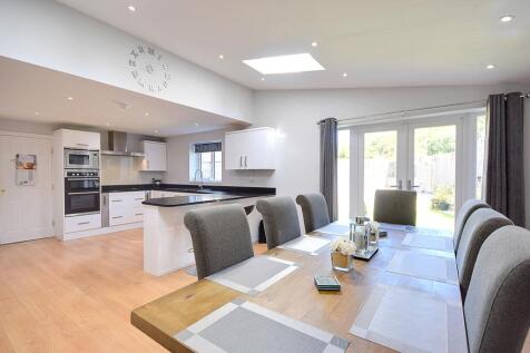 Wndermere Rise Ewemove Brighouse (17)