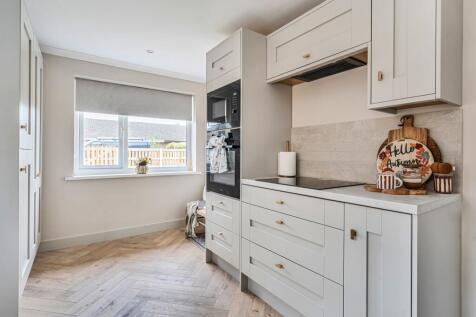 1358708-13-68e78aaf3c093