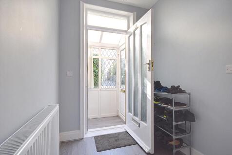 Halifax Road EweMove Brighouse (13)