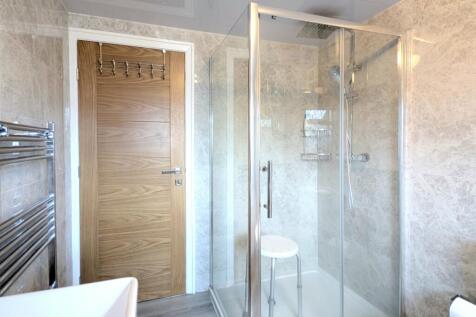 Halifax Road EweMove Brighouse (18)