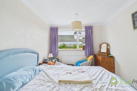 CAM03669G0-PR0025-STILL016