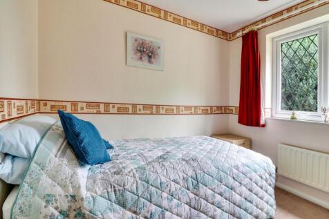 Second bedroom