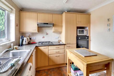 Kitchen and appliances