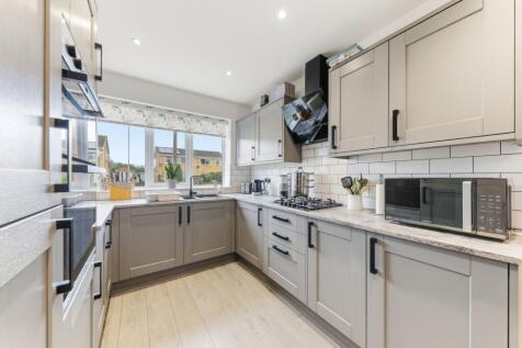 The Bungalows - EweMove Pontefract - Kitchen