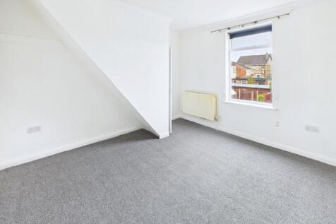 CAM02351G0-PR0084-STILL023