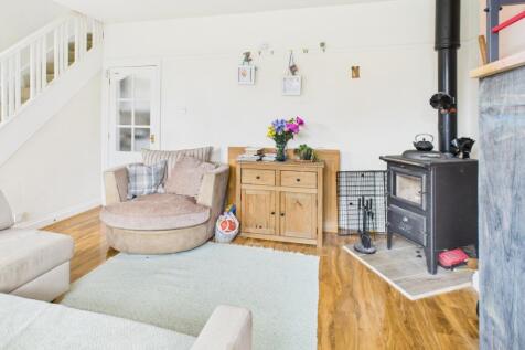 CAM04233G0-PR0035-STILL014