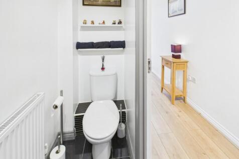 CAM04233G0-PR0036-STILL003