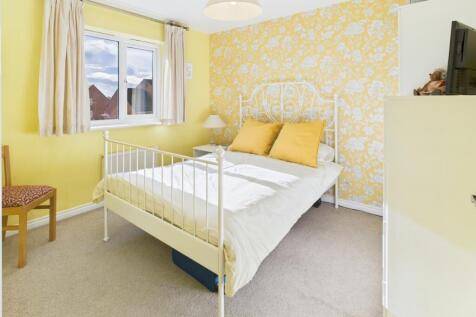 CAM04233G0-PR0036-STILL021