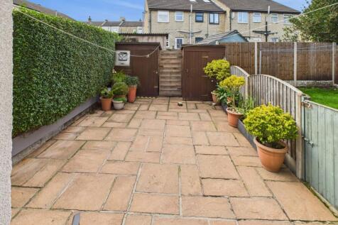 CAM04233G0-PR0038-STILL027