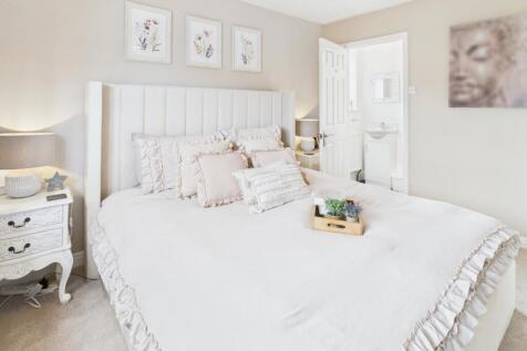 CAM04233G0-PR0037-STILL033 - Copy