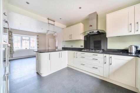 Open plan kitchen dining room