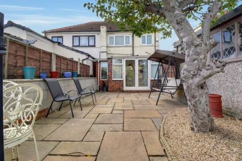 18- Rob Hammond EweMove Pontefract