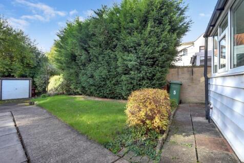 2- Rob Hammond EweMove Pontefract