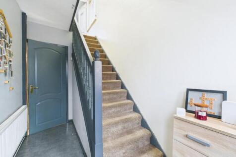 CAM03669G0-PR0038-STILL001