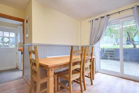 Malham Road EweMove Brighouse Olly (25)