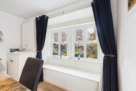 Window Seat in Dining Room