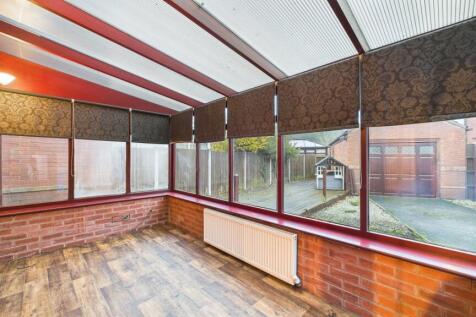 CAM03669G0-PR0039-STILL005