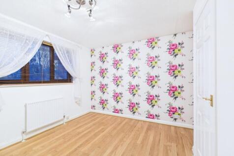 CAM03669G0-PR0039-STILL008