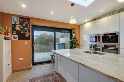 Open-Plan Reception Room