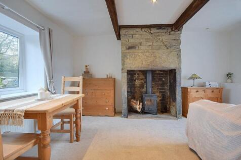 Winter Hill EweMove Brighouse Southowram (2).tif