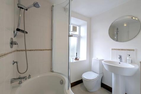 Winter Hill EweMove Brighouse Southowram (23)