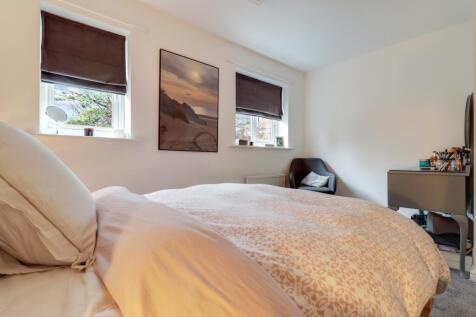 8- Rob Hammond EweMove Pontefract