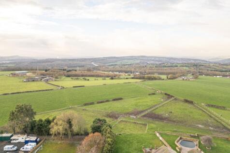 97 - 5 Hartshead Court WF15 8FG